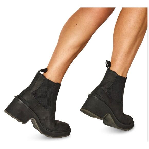 Amazon.com | Sorel Women SOREL Hi-Line Heel Chelsea Women’s Black Boots Sz 9.5 NEW